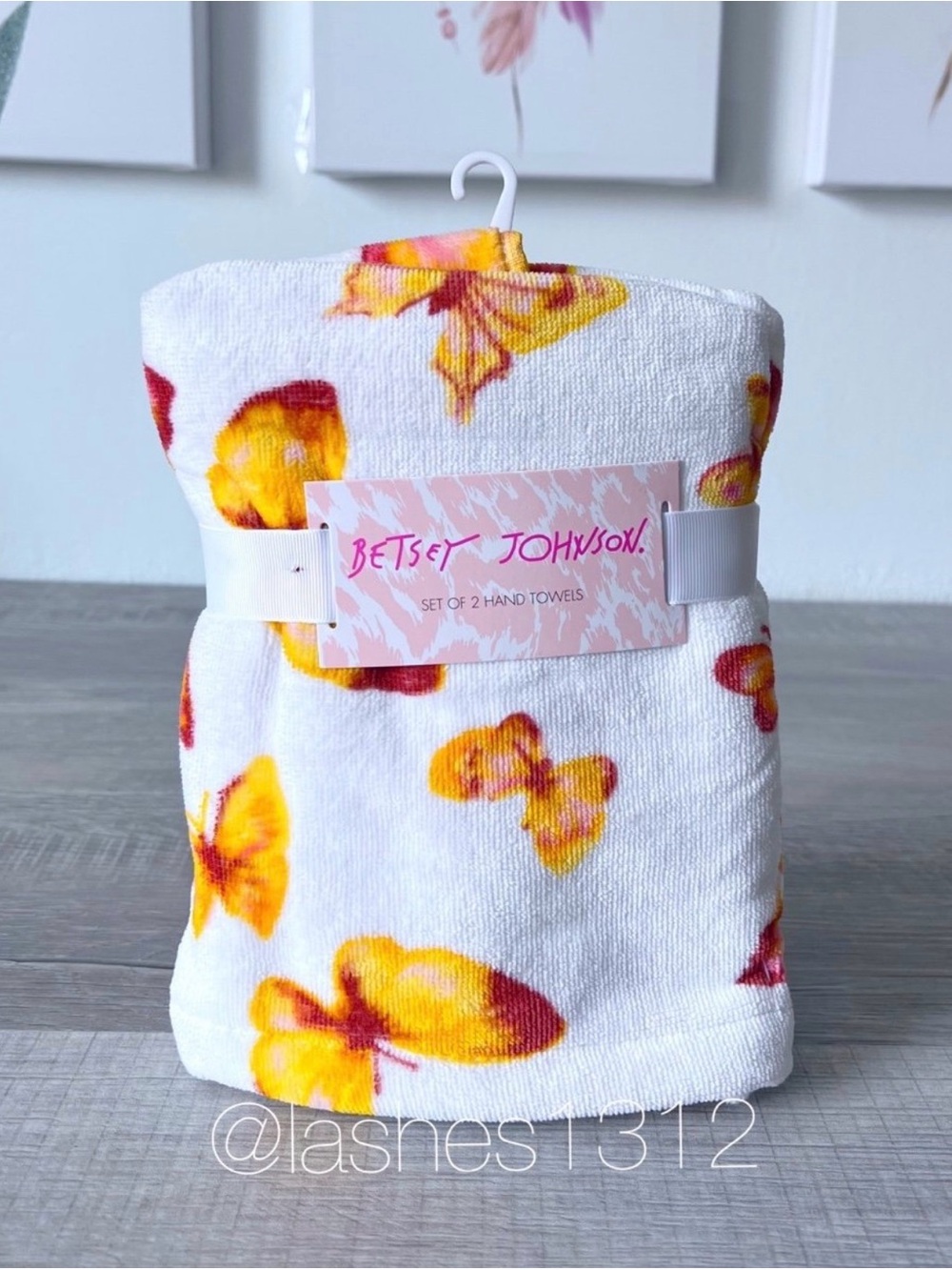 Betsey Johnson Butterfly Print Hand Towels Set of 2 – White & Yellow